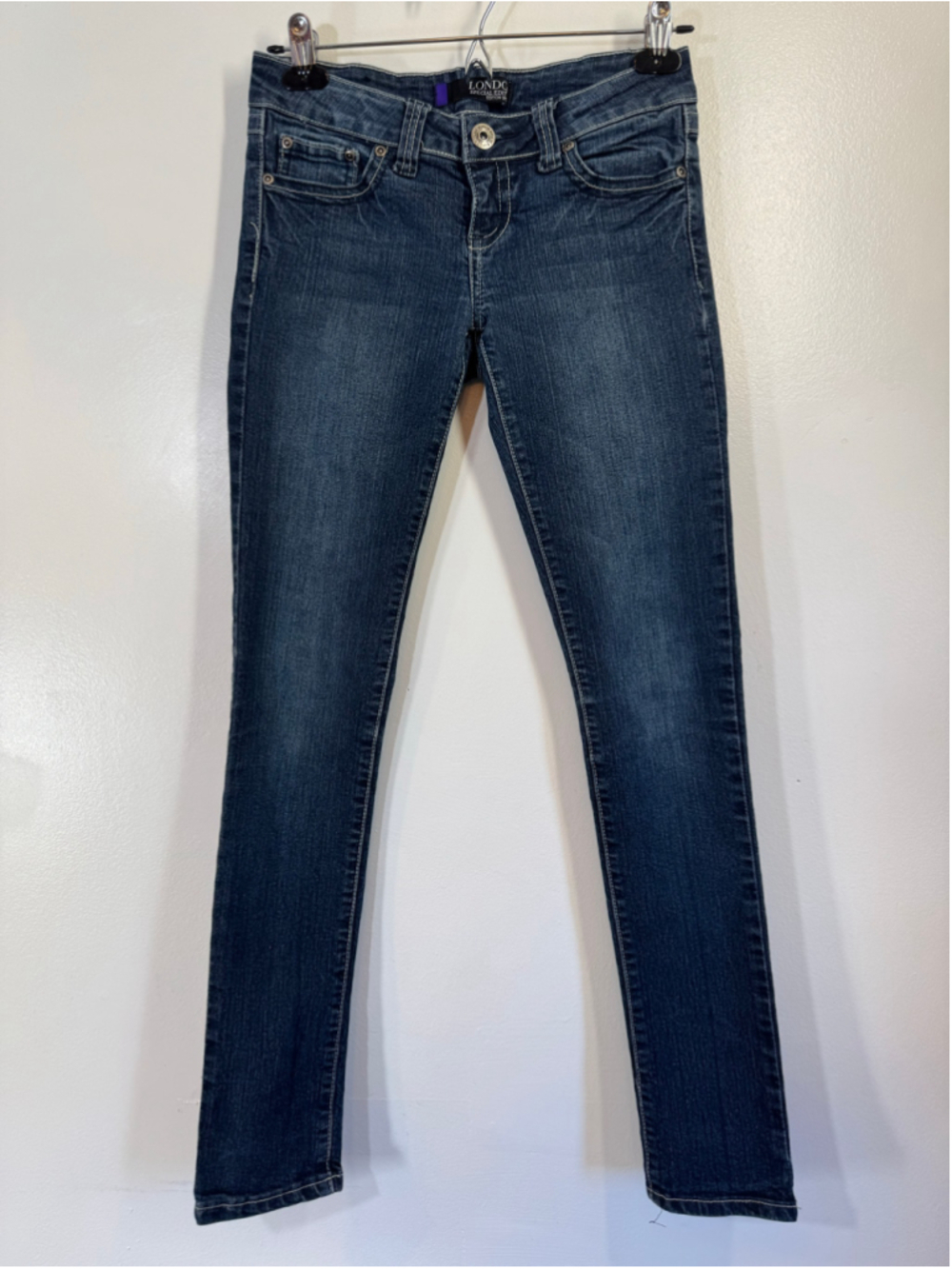 Women's London Special Edition Low Rise Skinny Jeans Size 1